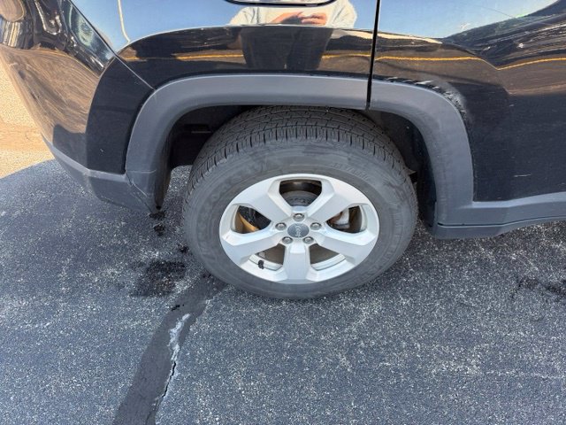 Used 2018 Jeep Compass Latitude w/ Popular Equipment Group AWD/4WD image 21