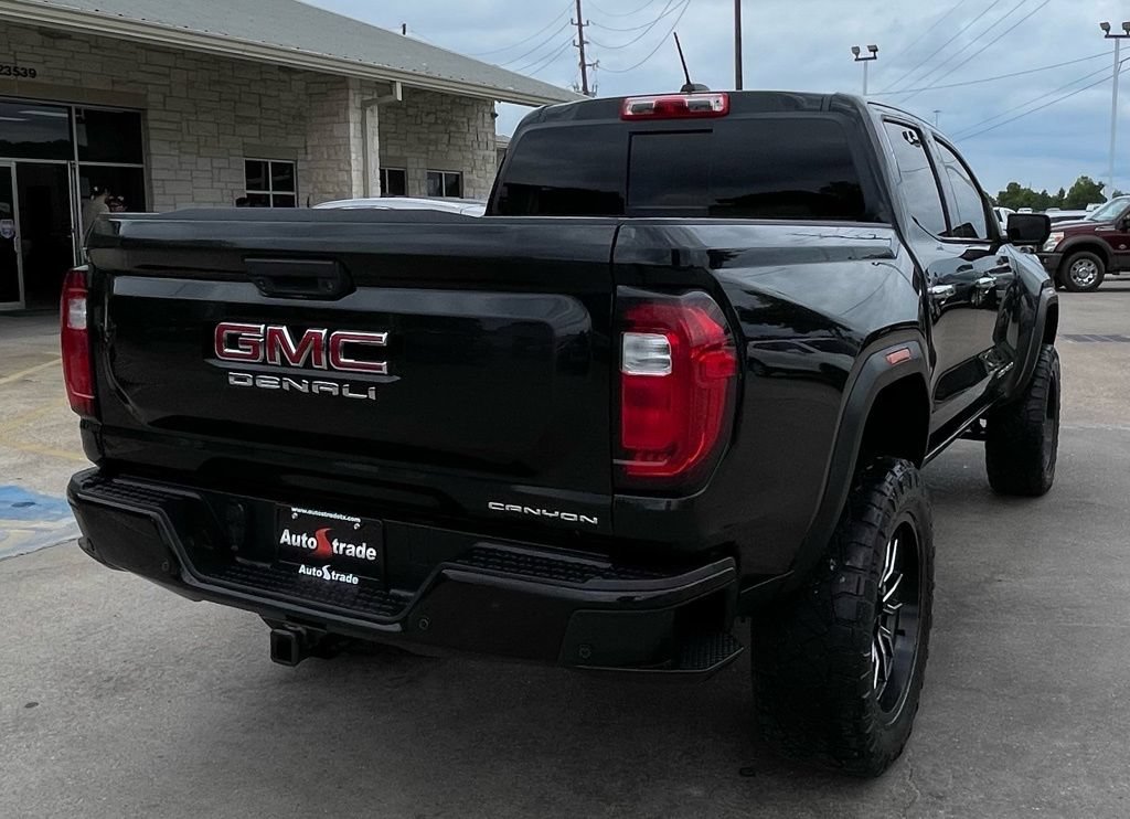 Used 2023 GMC Canyon Denali AWD/4WD image 5