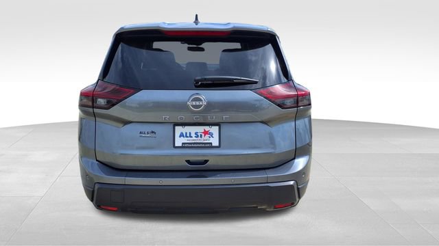 Used 2025 Nissan Rogue SV image 7