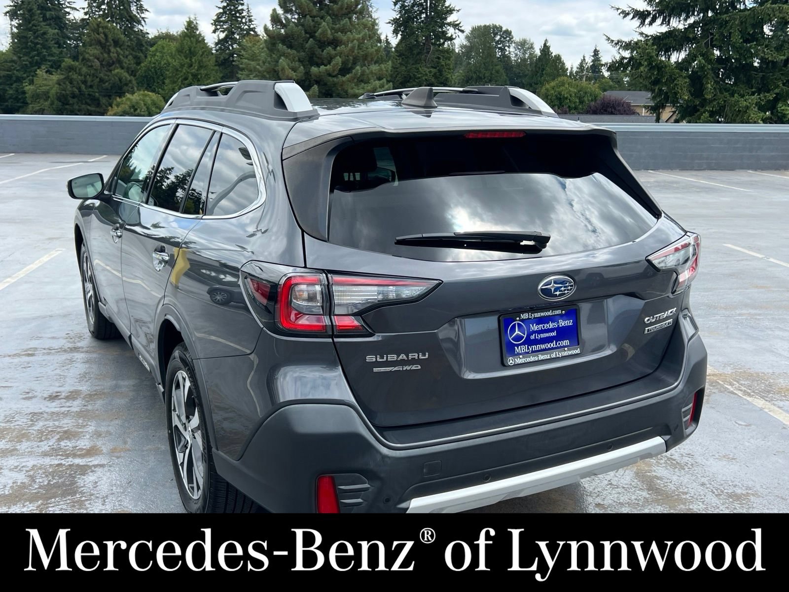 Used 2020 Subaru Outback Touring XT AWD/4WD image 7