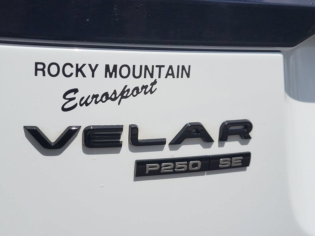 Used 2019 Land Rover Range Rover Velar R-Dynamic SE AWD/4WD image 18