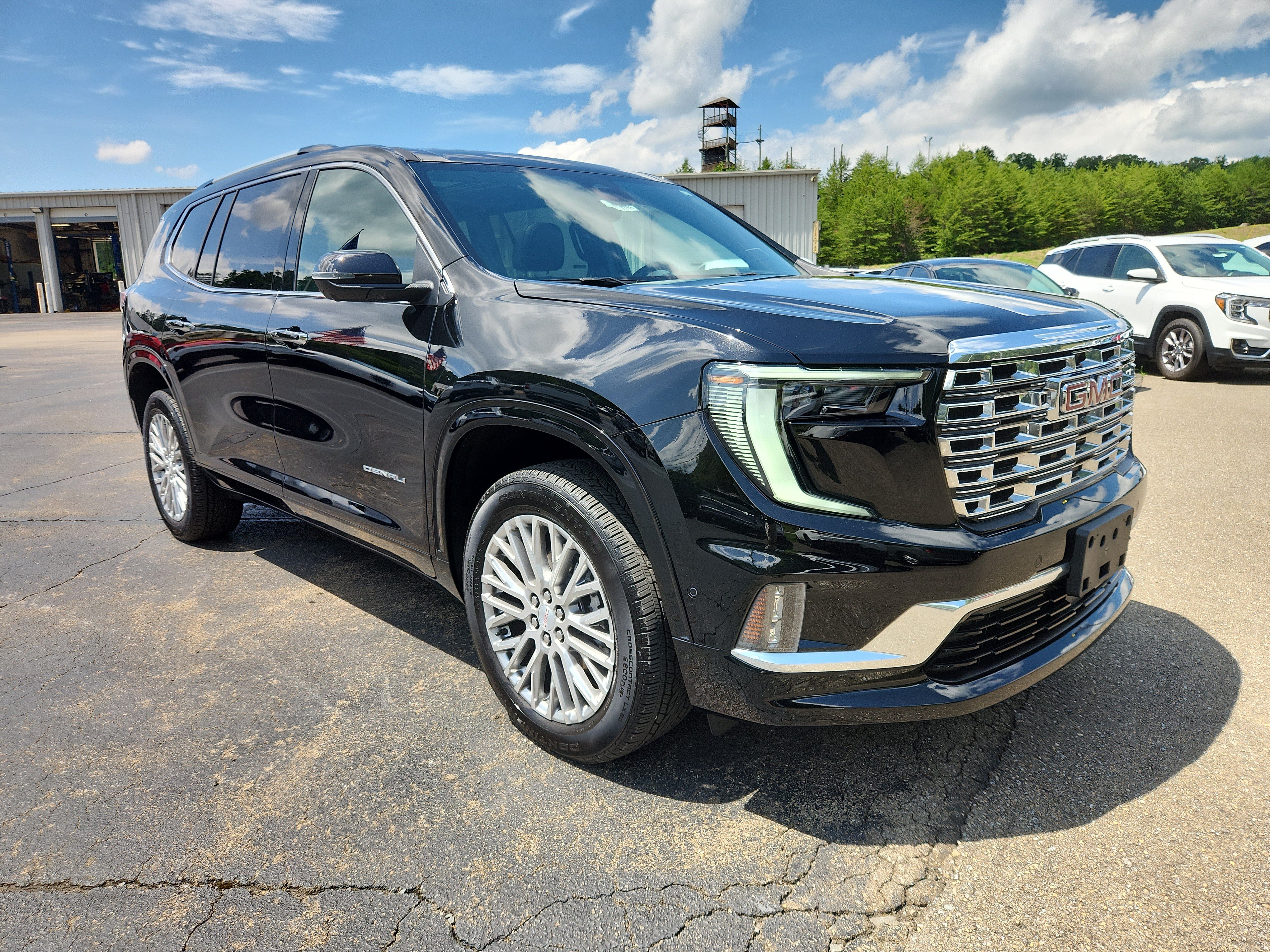 Used 2026 GMC Acadia Denali w/ Super Cruise Package AWD/4WD image 11