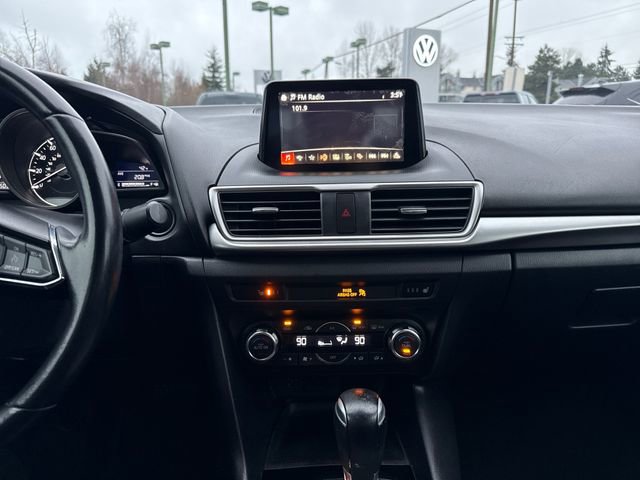 Used 2017 MAZDA MAZDA3 Touring image 22