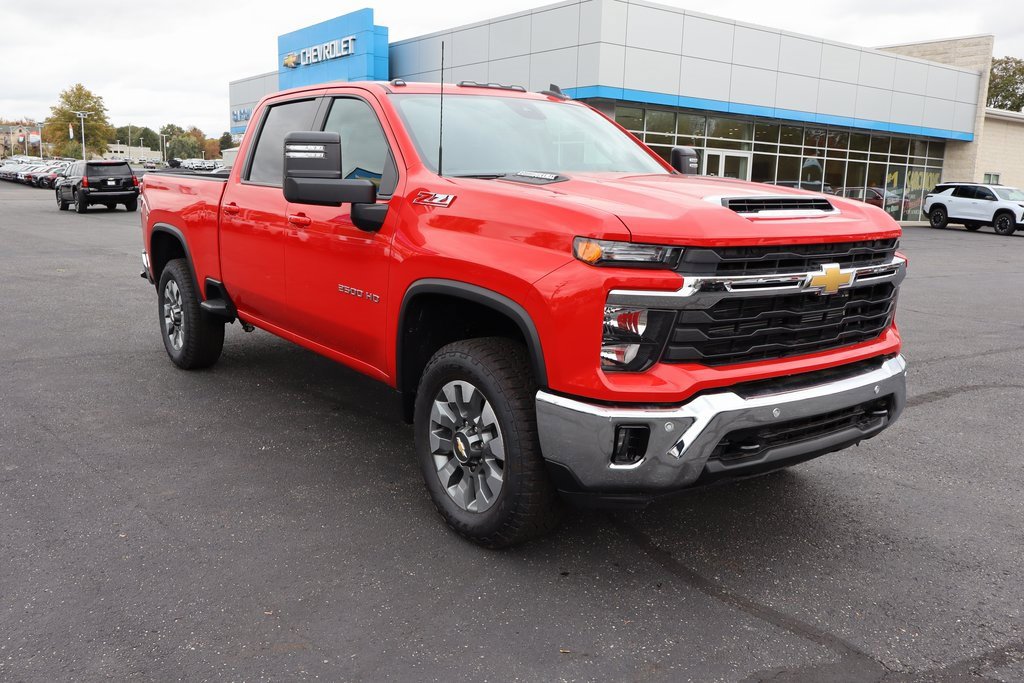 New 2025 Chevrolet Silverado 2500 LT w/ Safety Package image 2