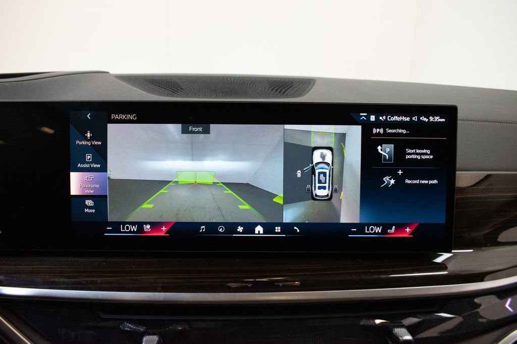 Certified 2026 BMW X7 xDrive40i w/ Premium Package image 17