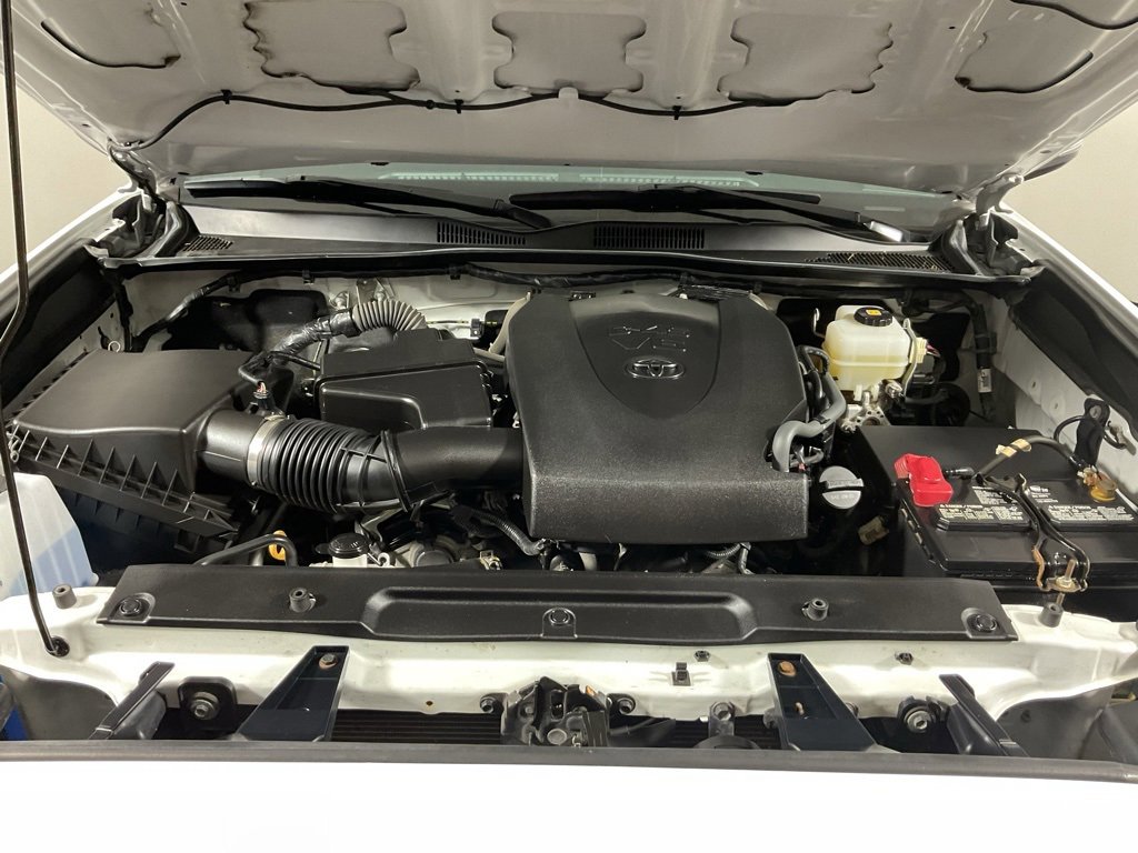 Used 2020 Toyota Tacoma TRD Off-Road image 6