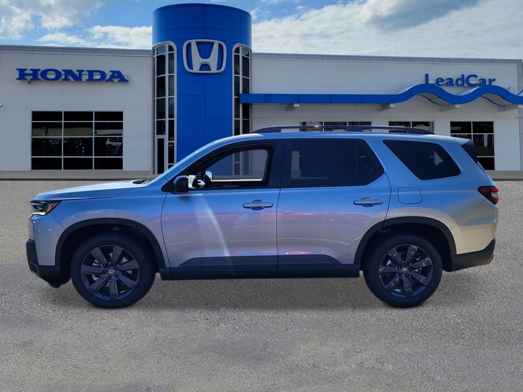 New 2026 Honda Pilot Sport image 2