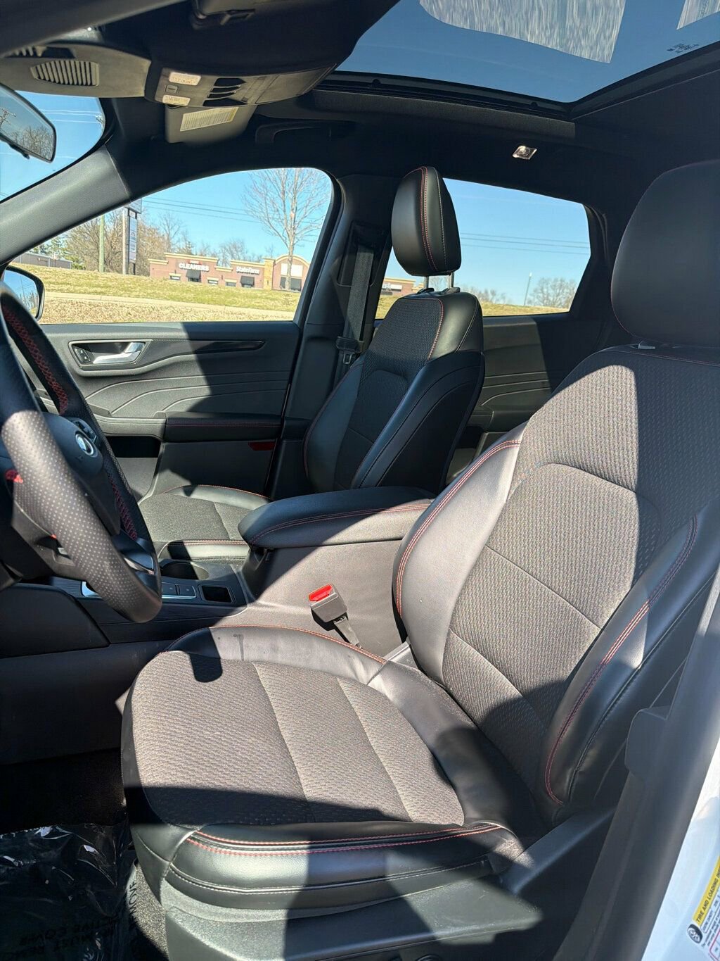 Used 2024 Ford Escape ST-Line w/ Tech Pack #1 image 11