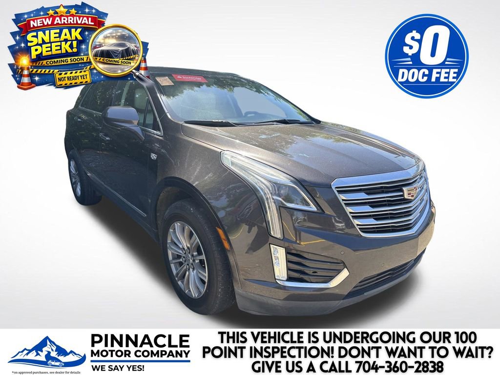 Used 2017 Cadillac XT5 Luxury w/ Driver Awareness Package FWD image 1