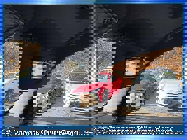 Used 2023 Chevrolet Traverse RS image 34