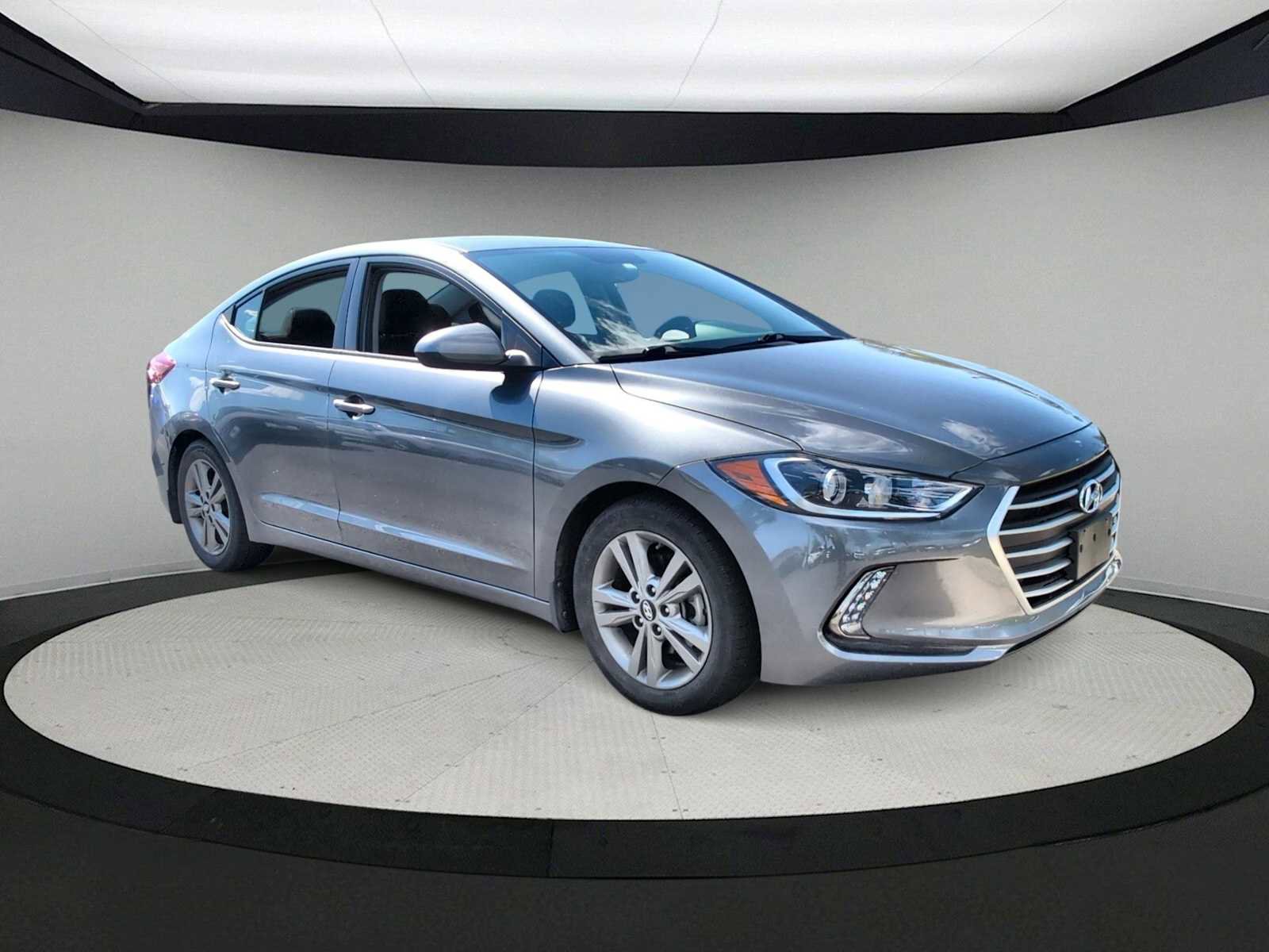 Used 2018 Hyundai Elantra Value Edition FWD image 2