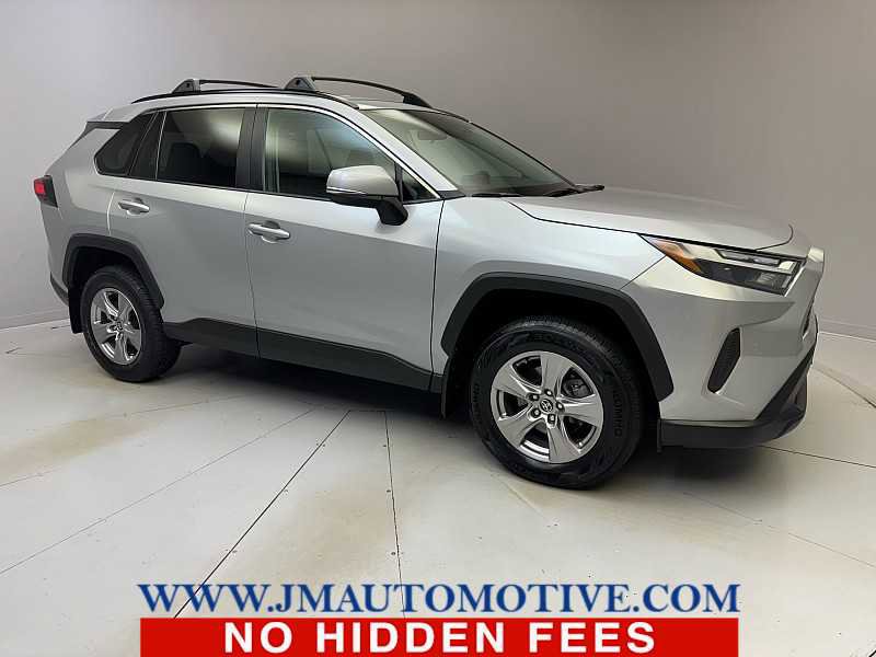 Used 2023 Toyota RAV4 XLE image 7