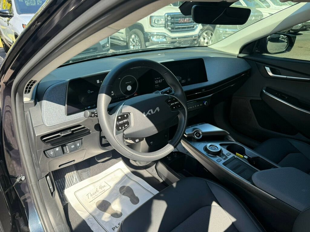 Used 2024 Kia EV6 Light image 3