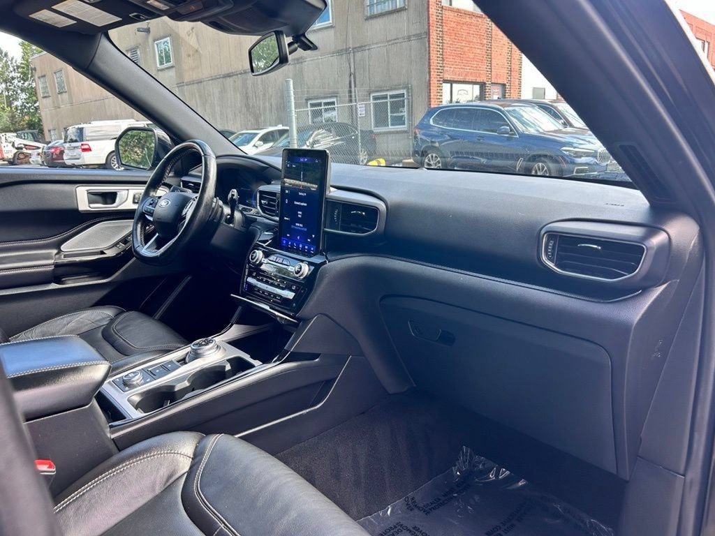 Used 2021 Ford Explorer ST w/ Equipment Group 401A AWD/4WD image 10