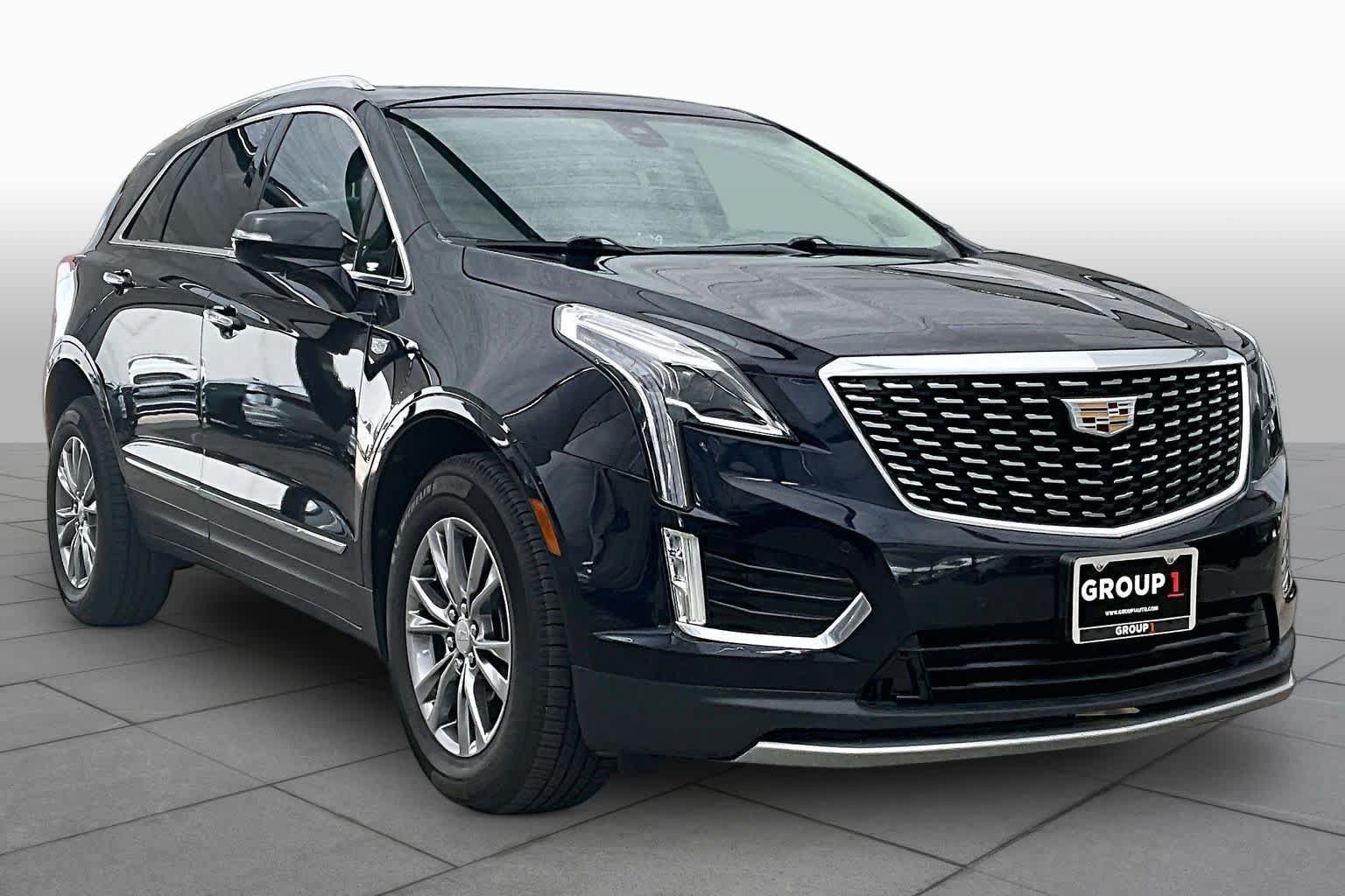 Used 2021 Cadillac XT5 Premium Luxury FWD image 3
