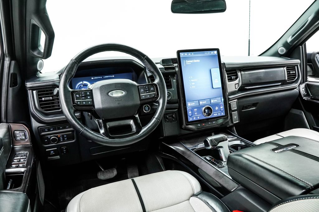 Used 2022 Ford F150 Lightning Platinum image 5