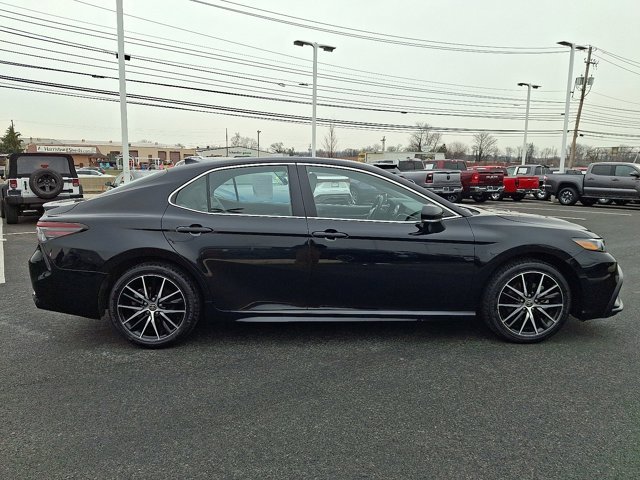 Certified 2023 Toyota Camry SE image 7