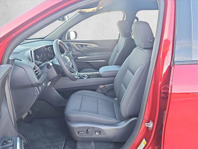 New 2026 Chevrolet Traverse LT image 4