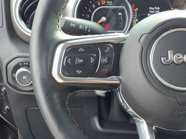 Used 2019 Jeep Wrangler Unlimited Sahara AWD/4WD image 16