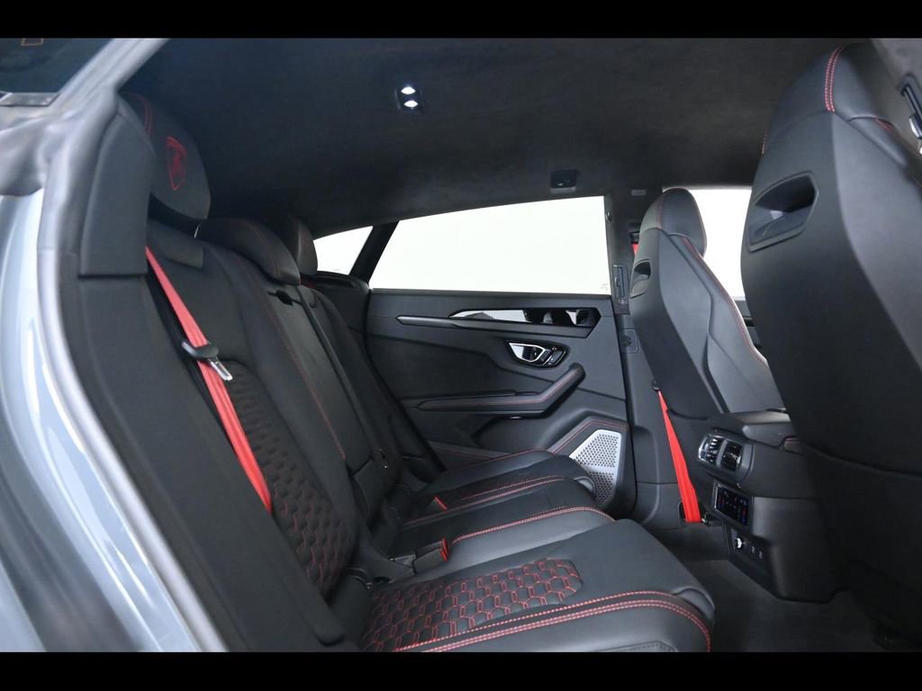 Used 2024 Lamborghini Urus S image 15