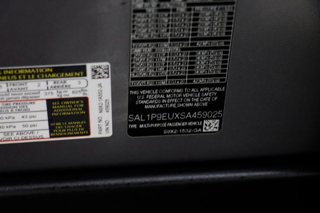 Used 2025 Land Rover Range Rover Sport SE image 20