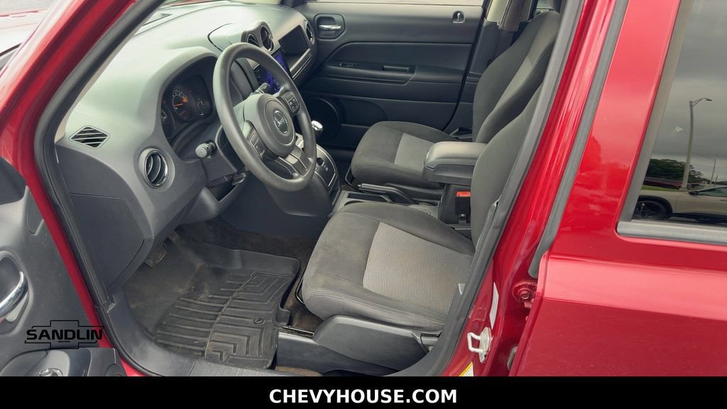 Used 2015 Jeep Patriot Sport w/ Power Value Group FWD image 9