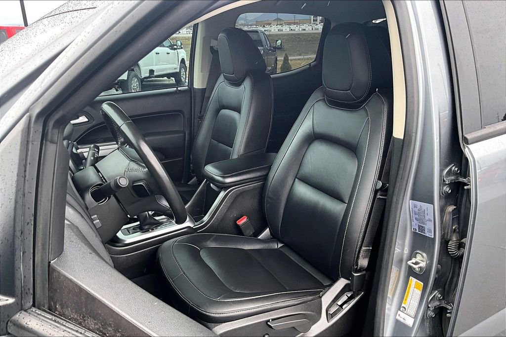 Used 2022 Chevrolet Colorado LT w/ Redline Special Edition AWD/4WD image 26