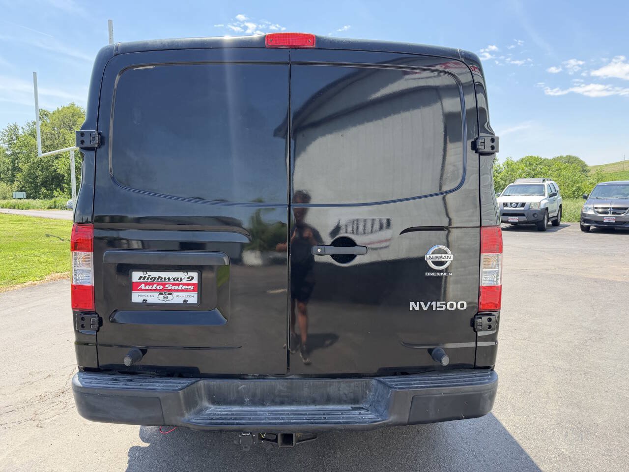 Used 2012 Nissan NV 1500 S RWD image 4