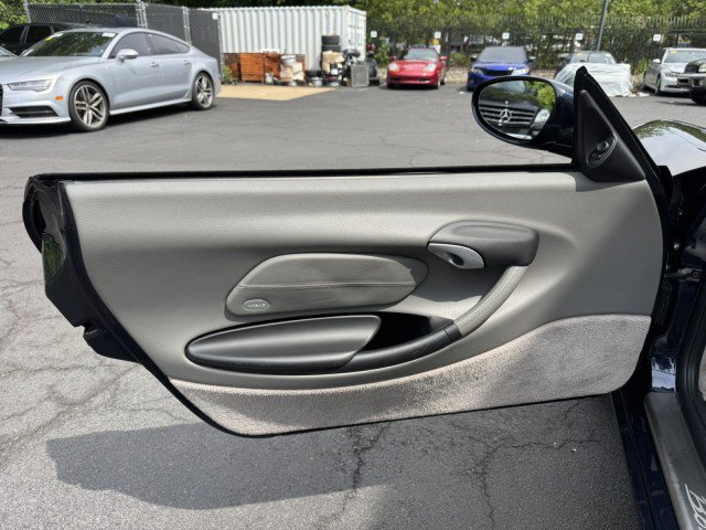 Used 2003 Porsche Boxster RWD image 19