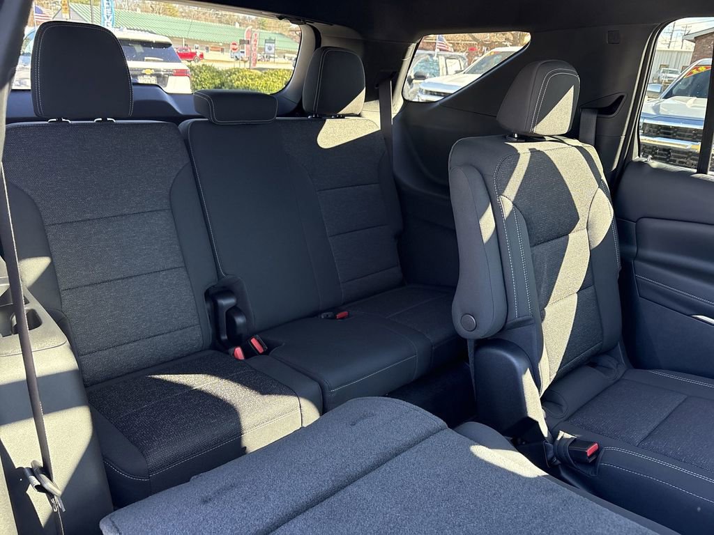 New 2026 Chevrolet Traverse LT w/ Sun and Wheel Package image 28