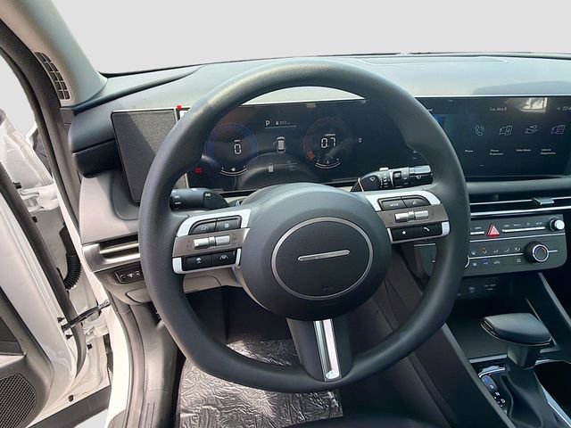 New 2026 Hyundai Tucson SE FWD image 11