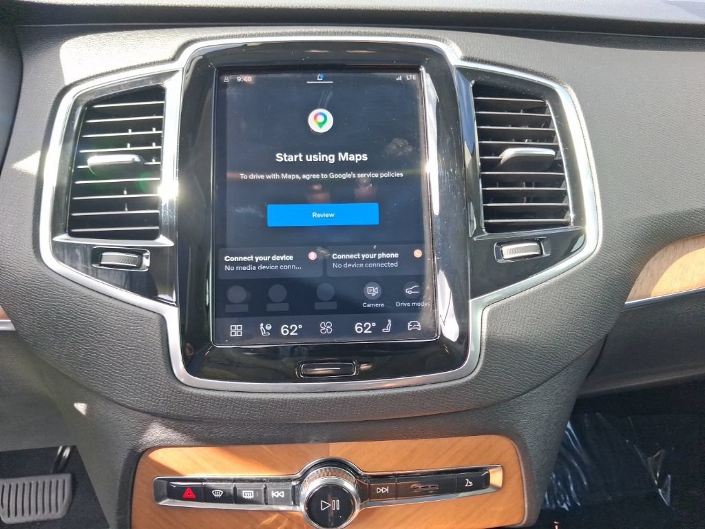 Certified 2024 Volvo XC90 B5 Plus w/ Protection Package Premier AWD/4WD image 23