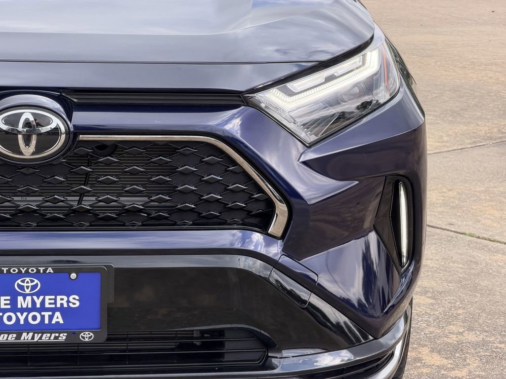 Certified 2025 Toyota RAV4 XSE AWD/4WD image 4