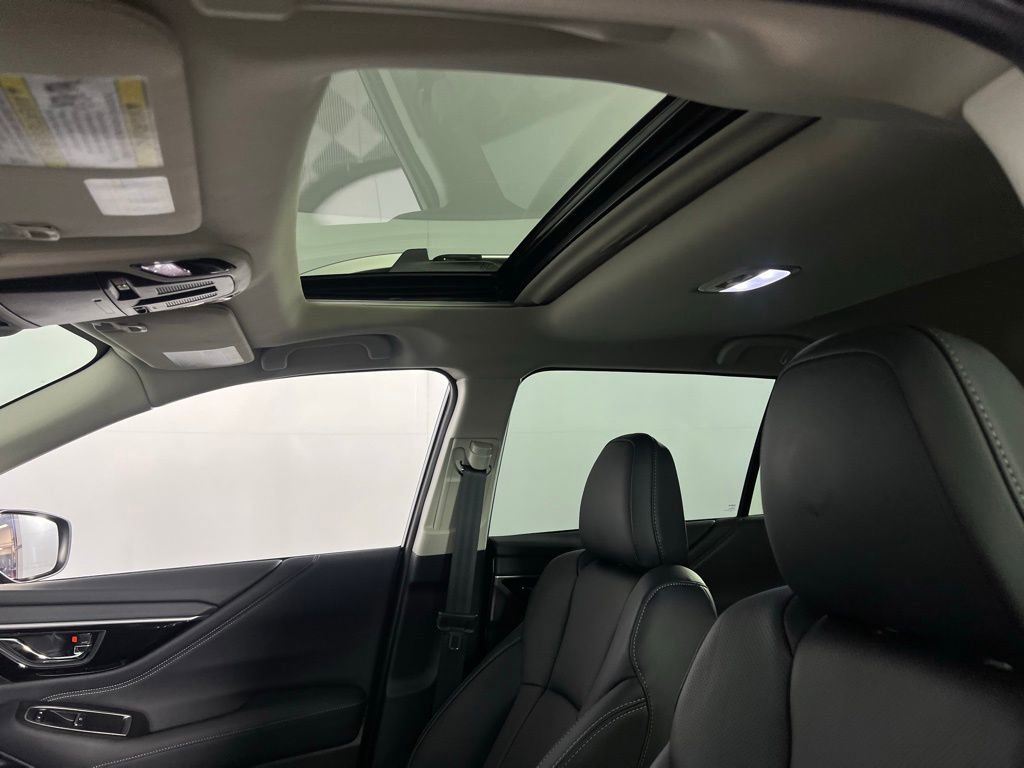 Used 2025 Subaru Outback Touring XT image 26