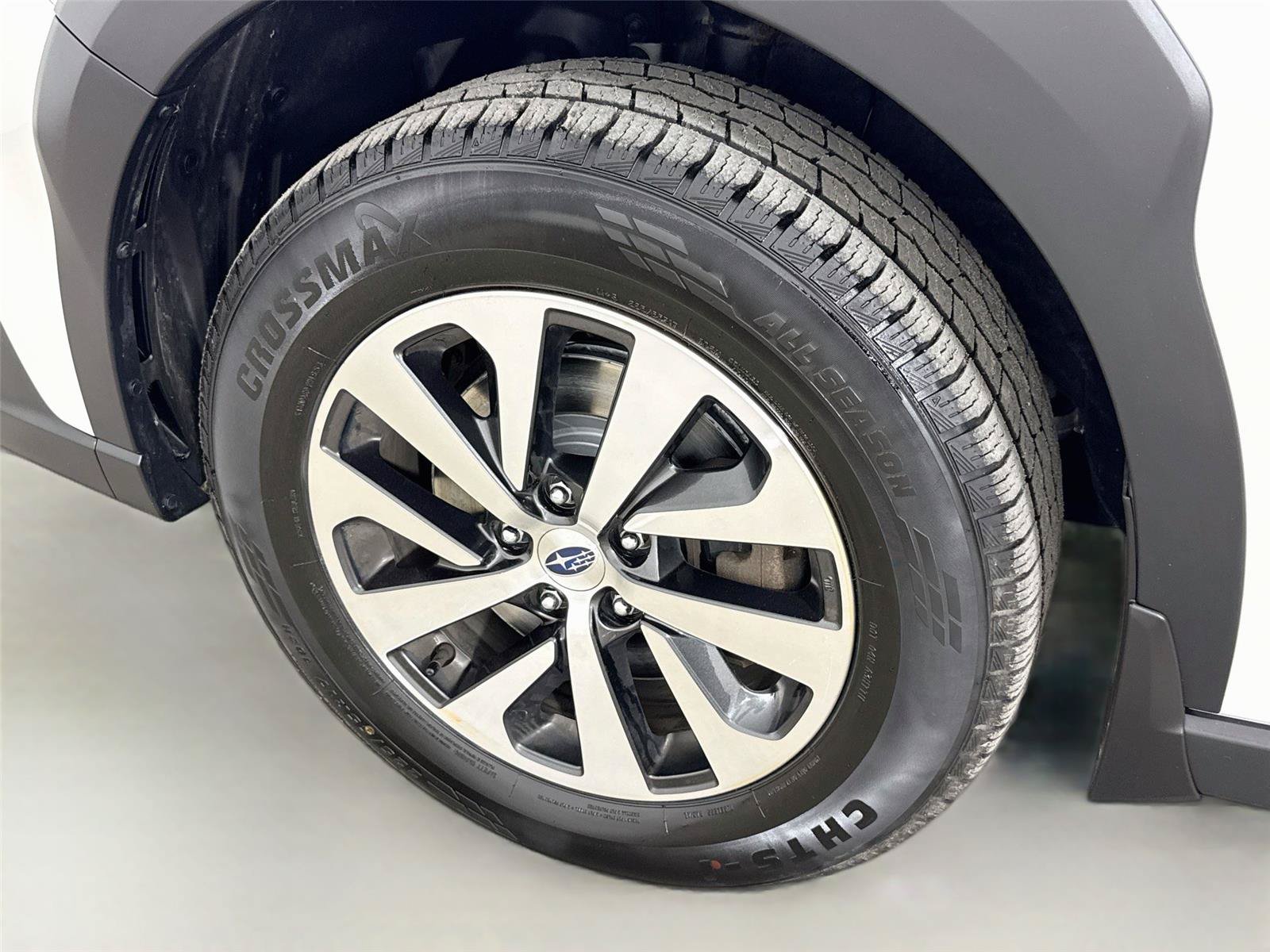 Used 2023 Subaru Outback Premium AWD/4WD image 31