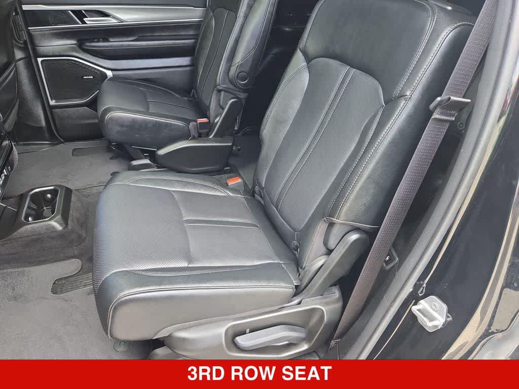 Used 2023 Jeep Wagoneer Series II RWD image 19