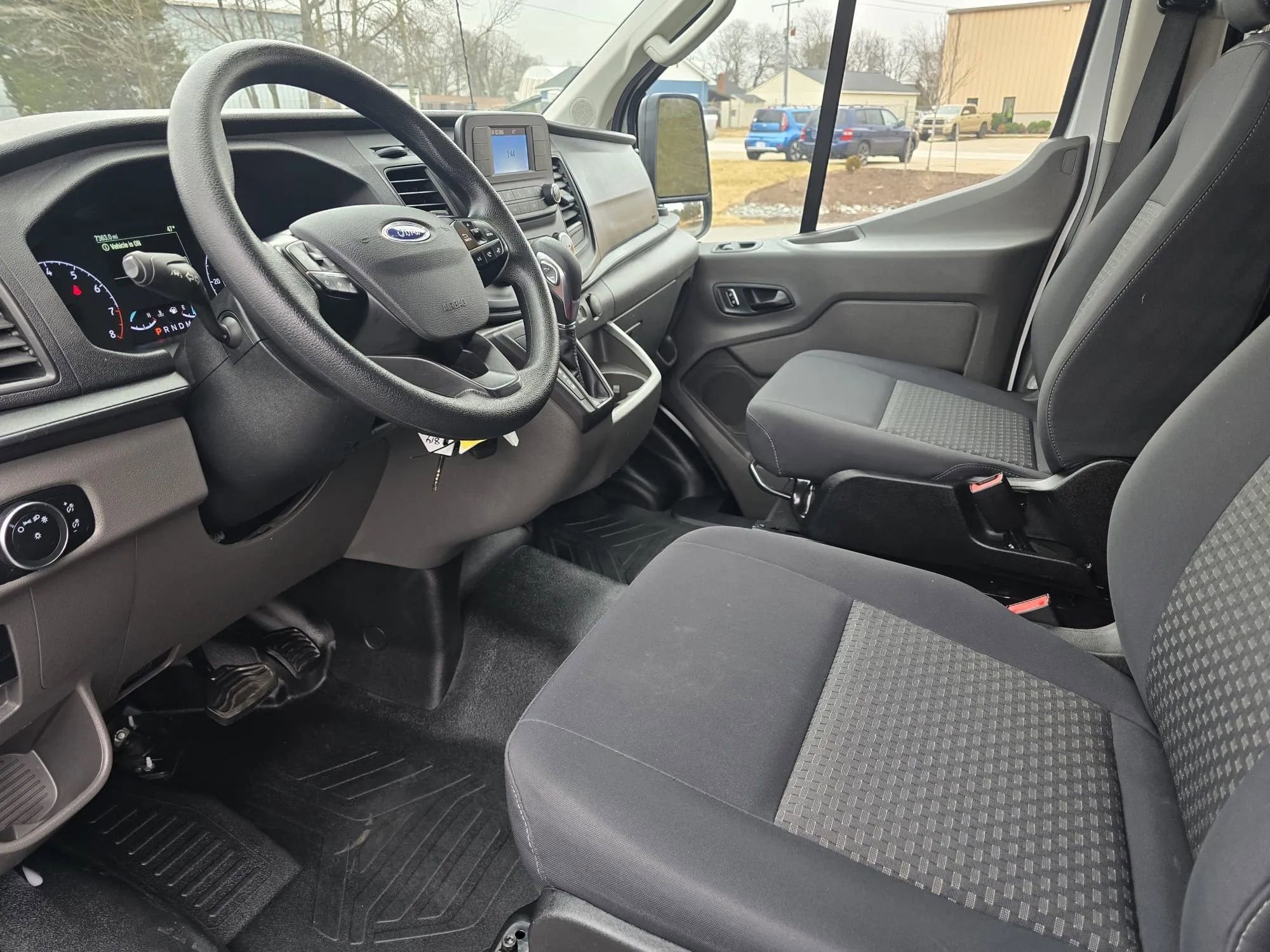 Used 2024 Ford Transit 250 Low Roof w/ Exterior Upgrade Package image 19