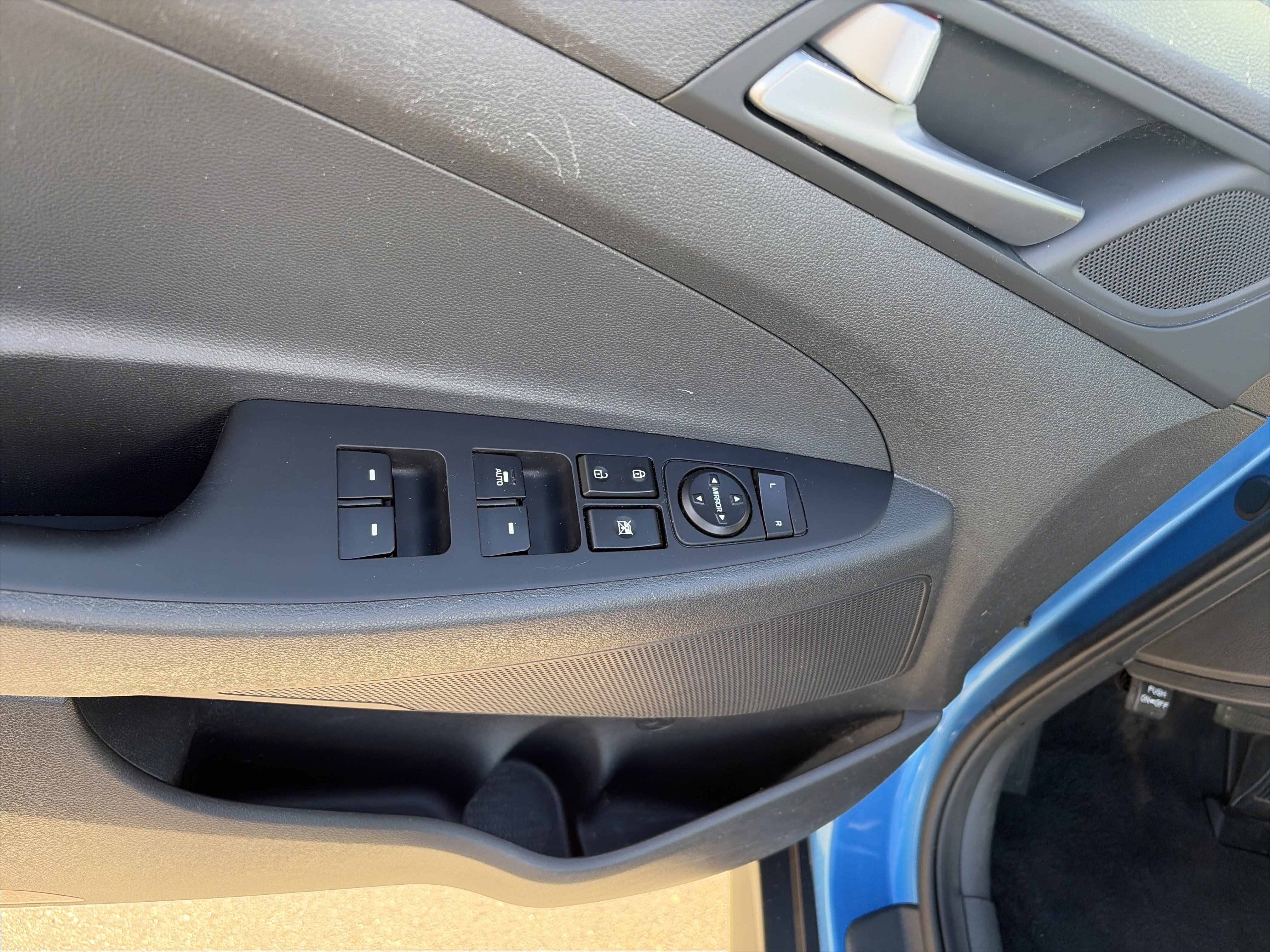 Used 2016 Hyundai Tucson SE w/ Option Group 02 AWD/4WD image 11