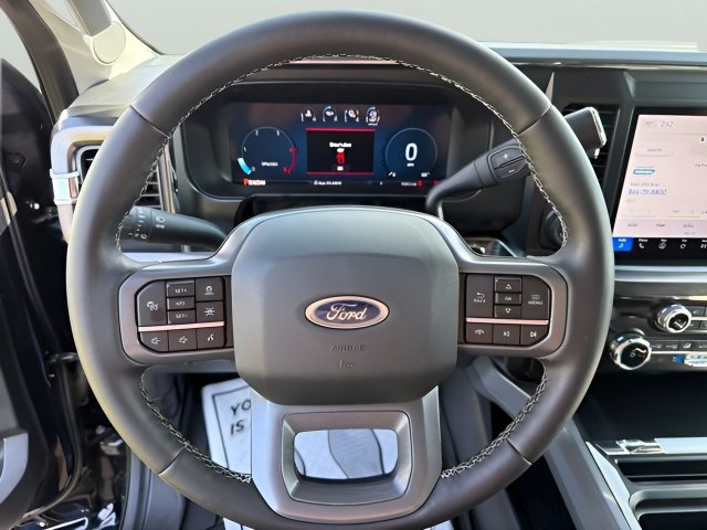 Used 2025 Ford F350 Lariat w/ Lariat Ultimate Package AWD/4WD image 7