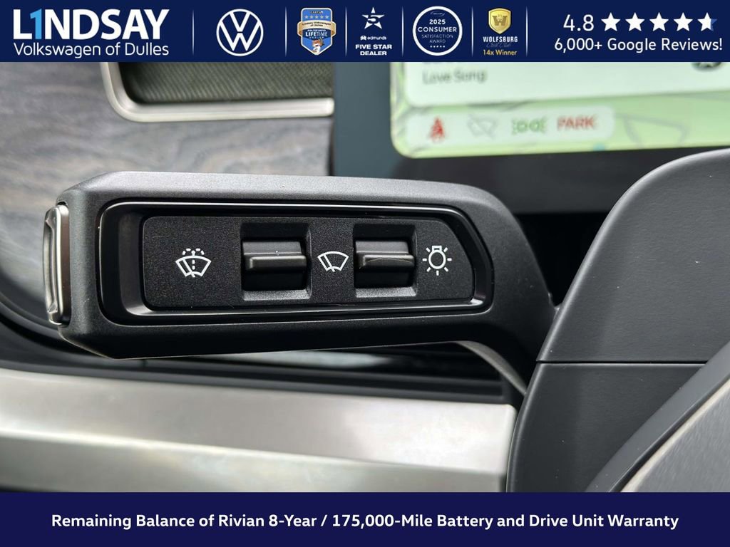 Used 2022 Rivian R1T Adventure image 20