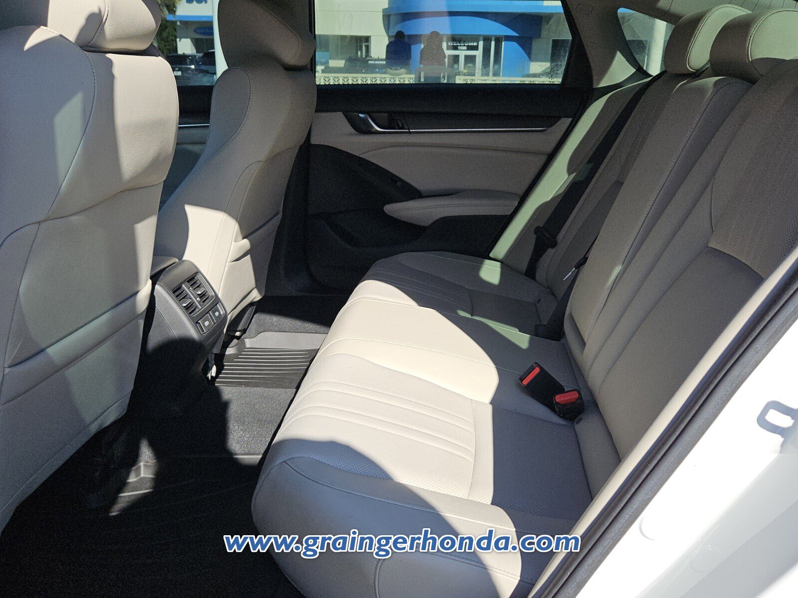 Certified 2022 Honda Accord Touring image 11