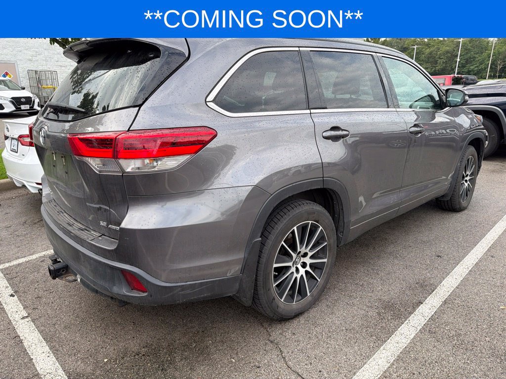 Used 2018 Toyota Highlander SE AWD/4WD image 6