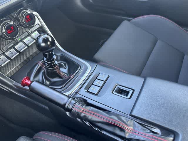 Used 2024 Subaru BRZ Premium RWD image 26