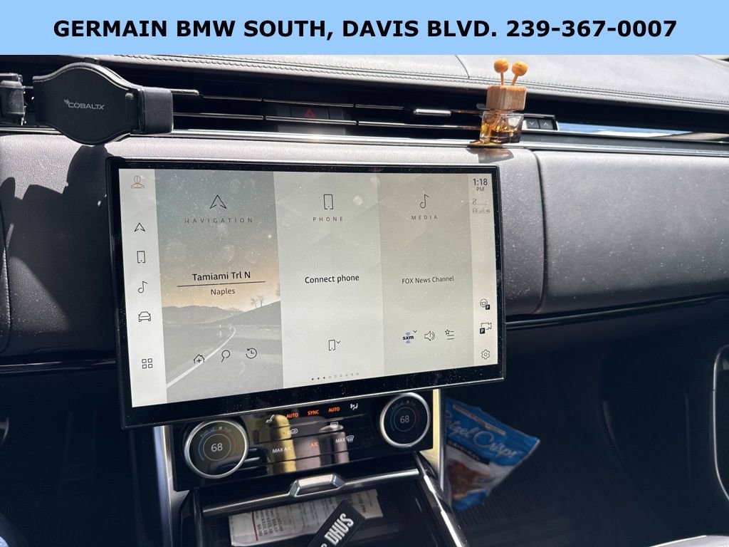 Used 2022 Land Rover Range Rover SE image 9