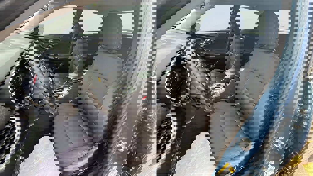 Used 2024 Chevrolet Malibu LT image 15