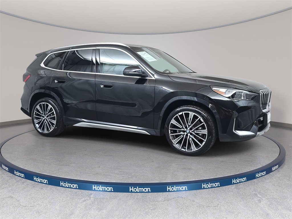 Used 2025 BMW X1 xDrive28i w/ Convenience Package image 4