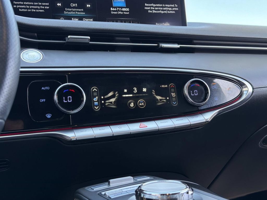 Used 2024 Genesis GV70 3.5T Sport image 11