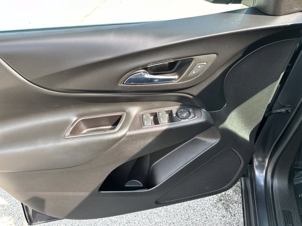 Used 2022 Chevrolet Equinox LT FWD image 19