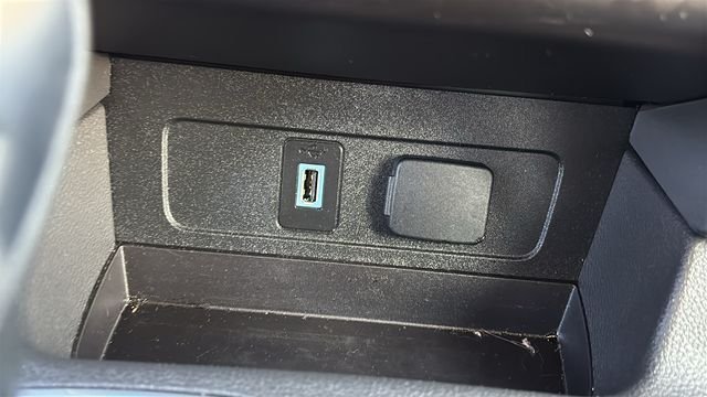 Used 2018 Ford Escape SE FWD image 19