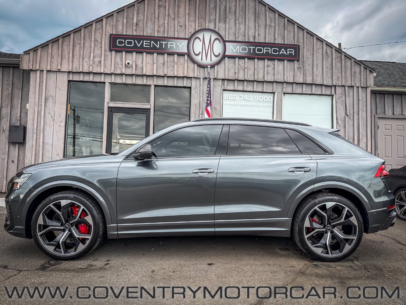Used 2024 Audi RS Q8 AWD/4WD image 1